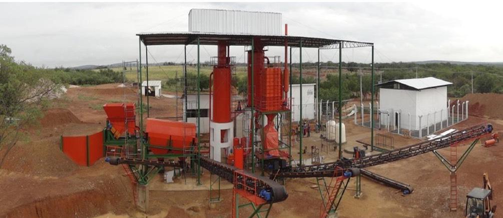 Processing plant silos and conveyor line
